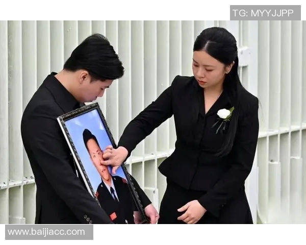 突发消息季后赛期间宣布离队球迷泪目不舍送别心中的英雄